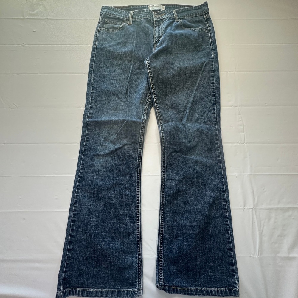 Levi Strauss Signature Low Rise Bootcut Jeans Juniors 11 Short Medium Wash Blue